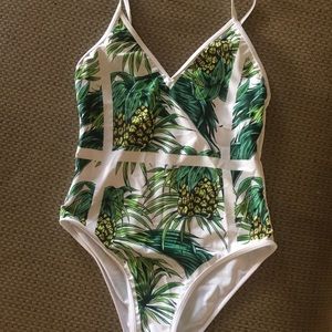 One piece swimsuit